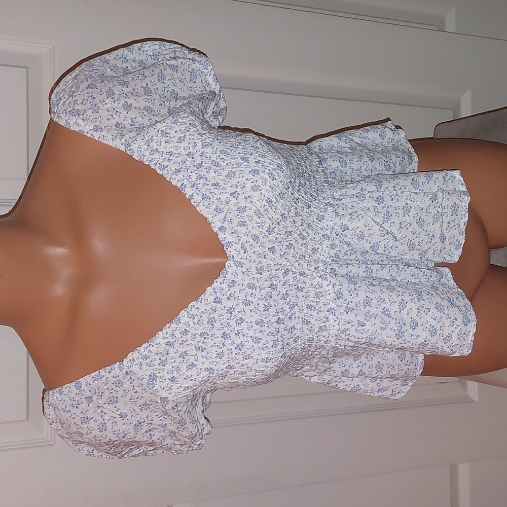 Hollister lined Crop Top Size Medium M Brand New